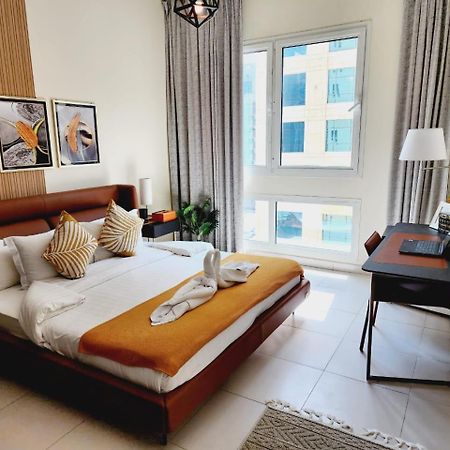 Lovely 1-Bedroom Apartment In The Heart Of Dubai Marina Exteriör bild