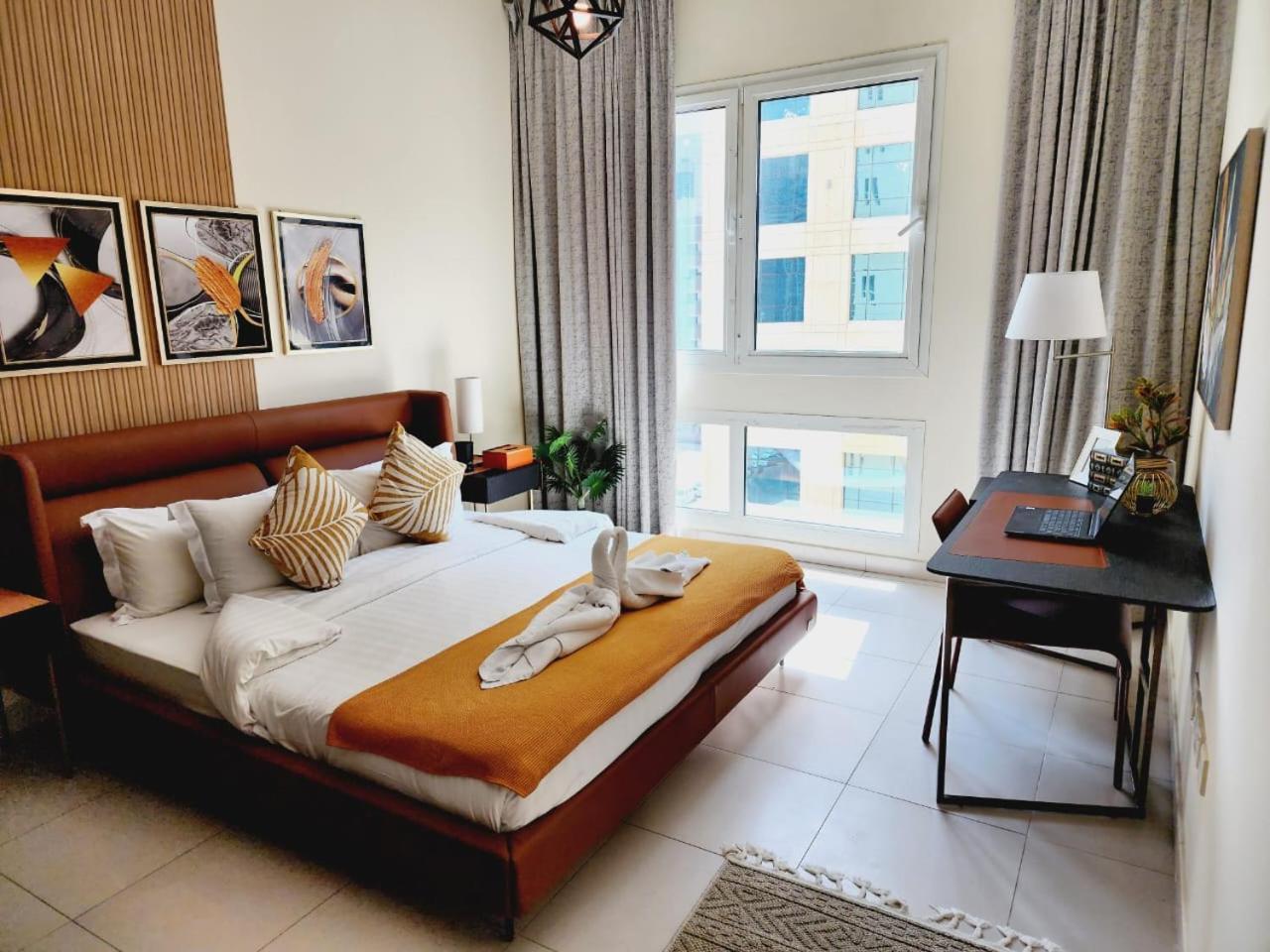 Lovely 1-Bedroom Apartment In The Heart Of Dubai Marina Exteriör bild